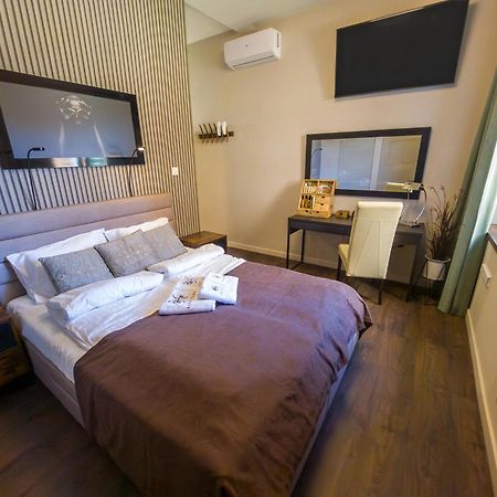 Like Home 2 Sauna,Jacuzzi & Spa Świdnica Esterno foto