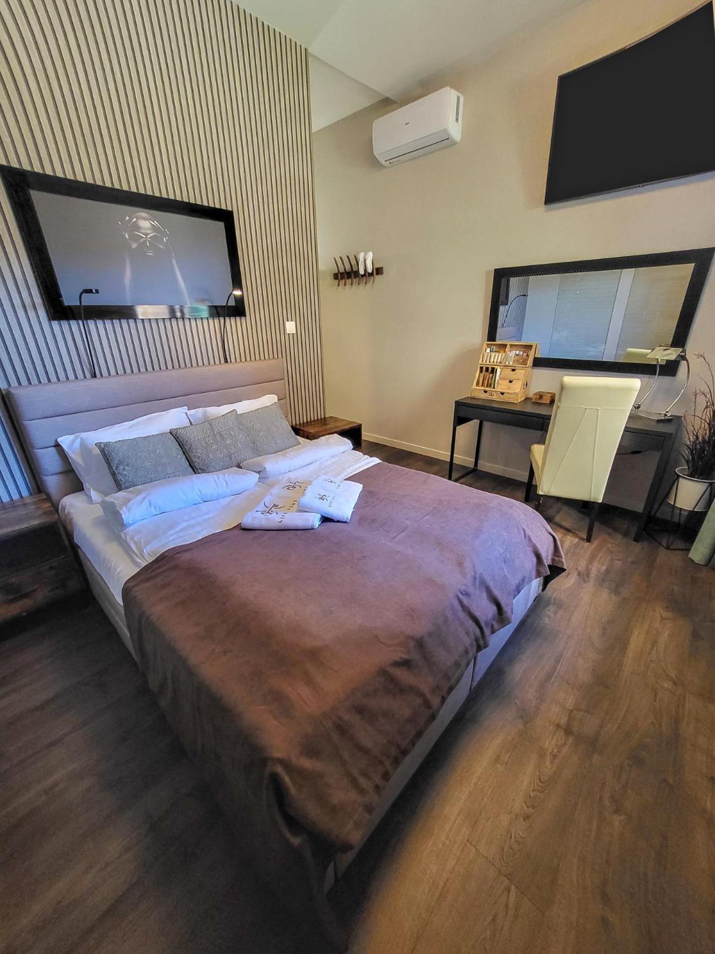 Like Home 2 Sauna,Jacuzzi & Spa Świdnica Esterno foto